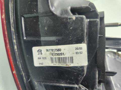 Foto 2ª: Piloto Trasero Derecho Peugeot 308 ACTIVE 120CV 88KW [BH01] (2014)