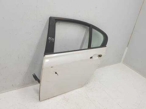 Foto 2ª: Puerta Trasera Izquierda Bmw Serie 3 315 320D (2011)