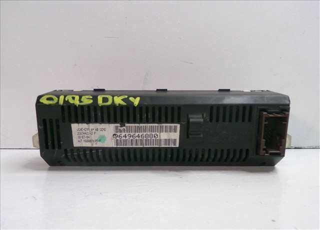 Foto 2ª: Consola Central Citroen C4 1.6 HDI 2004-2010 [9HY] (2005)