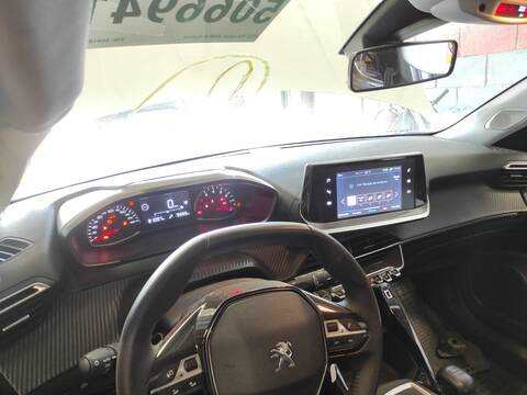 Salpicadero Peugeot 2008 HN05