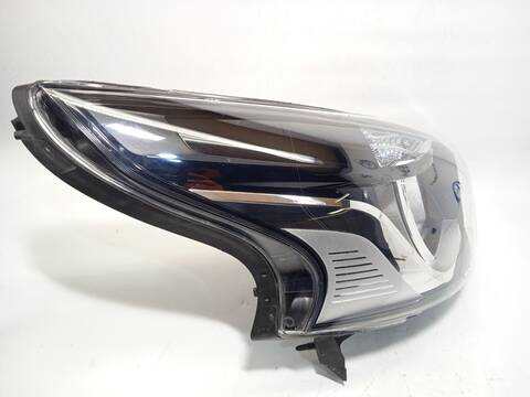 Foto 2ª: Faro Derecho Renault Trafic 2.0 DCI 145 FGML) 145CV 107KW FURGONETA [M9R710] (2021)