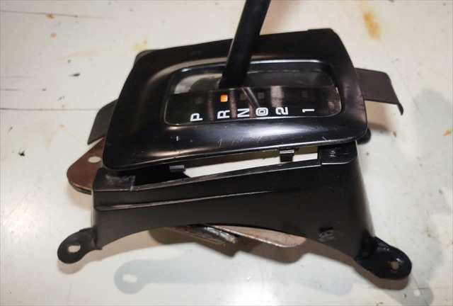 Foto 2ª: Palanca de Cambio Jeep Grand Cherokee 5.2 G ZJ V8 LIMITED [318 MAGNUM] (1993)