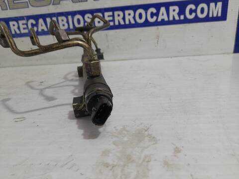 Foto 2ª: Rampa Inyectora Kia Sportage 2.0 TD CAT 113CV [D4EA] (2004)