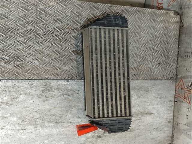 Foto 3ª: Intercooler Mercedes Clase C 160 180 COMPRESSOR 203.046) BERLINA 143CV 105KW [M271946] (2004)