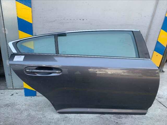 Puerta Trasera Derecha Toyota Avensis 2.0 D4D124-126CV 0CV