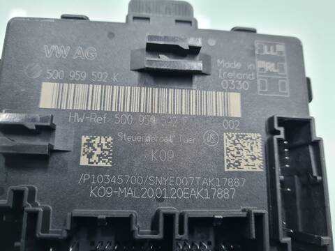 Foto 3ª: Centralita Motor ECU Volkswagen Tiguan SPORT BMT 150CV 110KW [DFGA] (2020)
