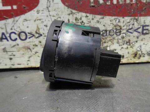 Foto 4ª: Mando Luces Volkswagen Passat 2.0 TDI BERLINA 110CV 81KW [CBD] (2010)