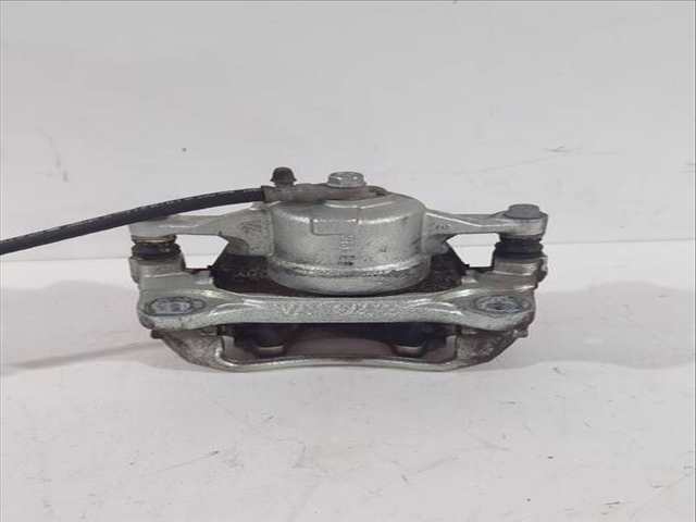 Foto 3ª: Pinza Freno Delantera Izquierdo Toyota Corolla 1.8 HYBRID ZWE211) 122CV [2ZR-FXE] (2019)