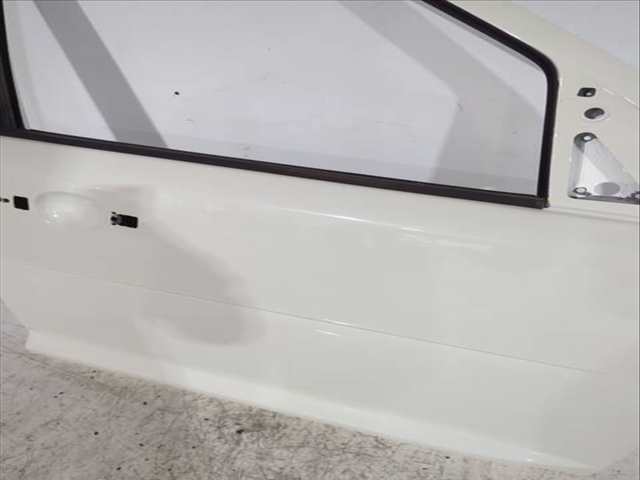 Foto 3ª: Puerta Delantera Derecha Land Rover Freelander 2.2 TD4 4X4 160CV 118KW [224DT(DW12BTED4),DW12BTED4] (2007)