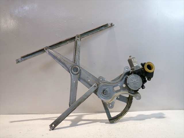 Elevalunas Eléctrico Trasero Izquierdo Toyota Corolla 2.2 D 2004-2009