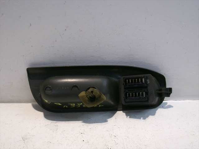 Foto 3ª: Botonera Elevalunas Renault Scenic 1.9 DTI RX4 1999-2003 [F9QA7] (2002)