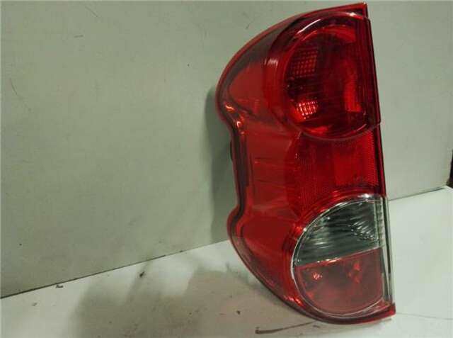 Foto 2ª: Piloto Trasero Izquierdo Nissan NV200 1.5 NV200 FURGÓN COMFORT [1.5 LTR. - 63 KW DCI CAT] [K9K EURO 4]
