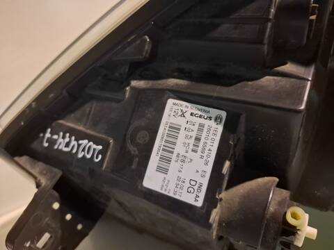 Foto 3ª: Faro Derecho Fiat Talento R9M452 FURGON (2017)