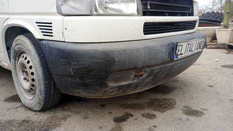 Foto 2ª: Paragolpes Delantero Volkswagen Transporter COMBI 88CV 65KW FURGONETA [AJT] (2001)
