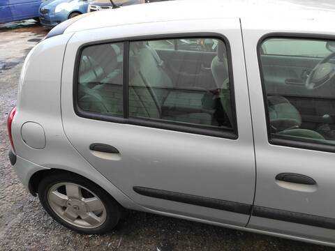 Puerta Trasera Derecha Renault Clio K9K702
