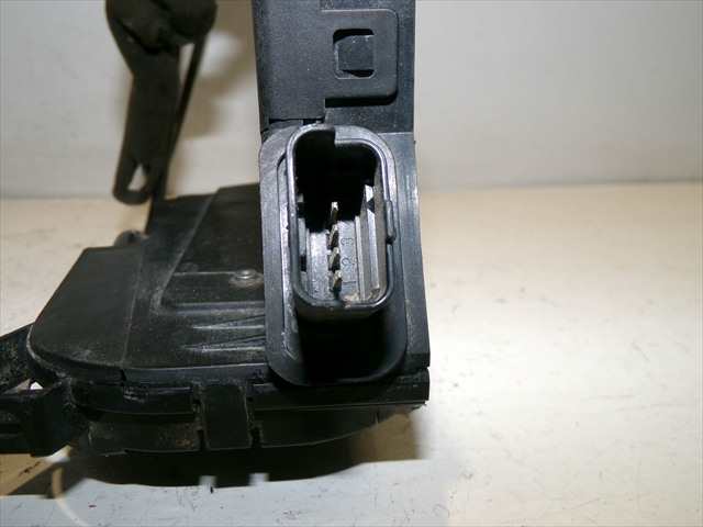 Foto 4ª: Cerradura Puerta Delantera Derecha Renault Clio 1.5 DCI CLIO IV 2013-2016 [K9KC6] (2014)