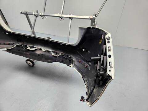 Foto 2ª: Paragolpes Trasero Peugeot 308 GT 181CV 133KW [AH01] (2016)