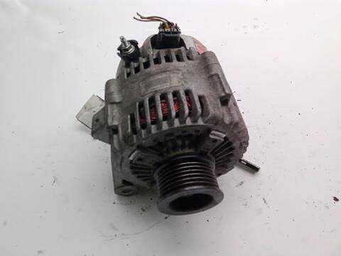 Alternador Toyota Avensis 2.0 AZT250_)