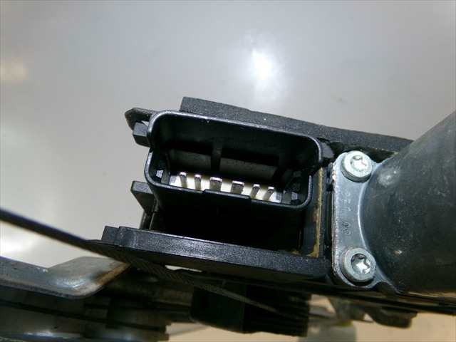 Foto 3ª: Elevalunas Eléctrico Delantero Izquierdo Peugeot 308 2.0 HDI 2007-2013 [RHR] (2009)