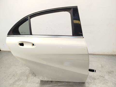 Foto 3ª: Puerta Trasera Derecha Mercedes Clase A 140 A 160 CDI - D 176.011) 90CV 66KW [607951] (2017)