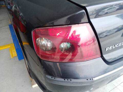 Piloto Trasero Izquierdo Peugeot 407 ST CONFORT 136CV 100KW