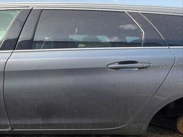 Puerta Trasera Izquierda Peugeot 308 9HC