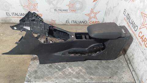 Foto 2ª: Consola Central Ford Focus TITANIUM 125CV 92KW [M1DD] (2015)