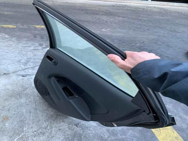 Foto 2ª: Puerta Trasera Derecha Mazda 2 1.4 D 68-75CV 0CV [F6JC] (2008)