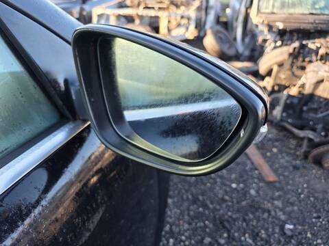 Retrovisor Derecho Volkswagen Eos SPORT BLUEMOTION 140CV 103KW