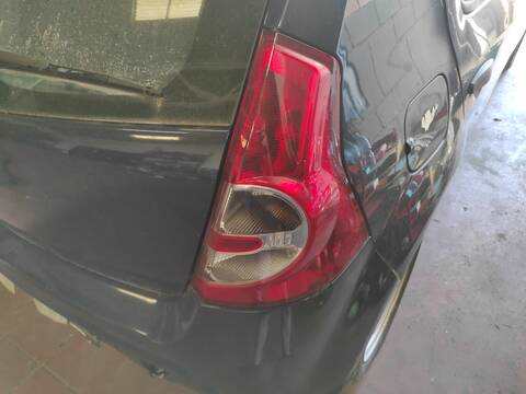 Piloto Trasero Derecho Dacia Sandero D4F732