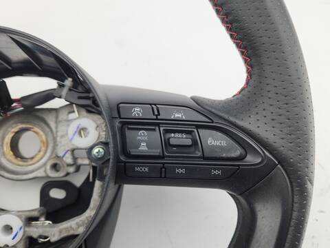 Foto 3ª: Volante Toyota Yaris MXPJ1) 1.5 HYBRID 92CV [M15A] (2024)