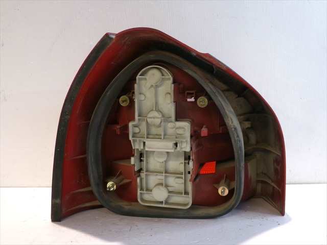 Foto 2ª: Piloto Trasero Derecho Audi A3 1.9 TDI 1996-2003 (2002)