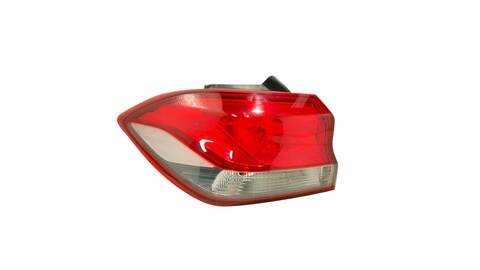 Piloto Trasero Izquierdo Hyundai i30 1.6 CRDI CAT 1582 CM3) 116CV