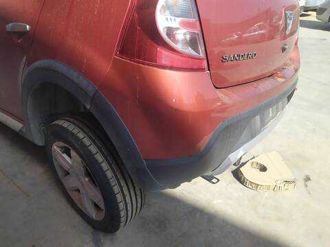 Foto 2ª: Paragolpes Trasero Dacia Sandero K9KE8 (2012)