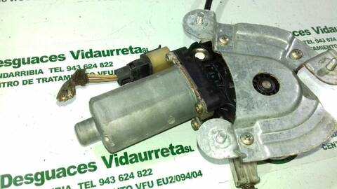 Foto 2ª: Elevalunas Eléctrico Delantero Derecho Renault Megane 1.9 DIESEL 64CV 47KW I CLASSIC LA0) [F8Q] (1999)