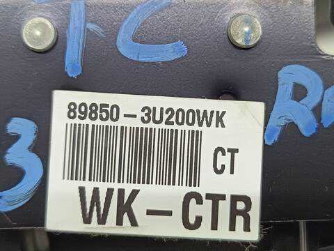 Foto 3ª: Cinturón Trasero Central Kia Sportage BUSINESS 2WD 116CV 85KW [D4FD] (2015)