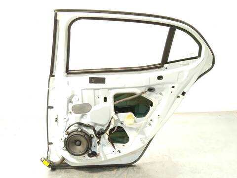 Foto 4ª: Puerta Trasera Derecha Renault Megane 1.5 BLUE DCI 115 B9A6) HATCHBACK 116CV 85KW IV HATCHBACK B9A/M/N_) [K9K872] (2019)