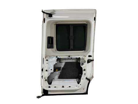 Foto 3ª: Puerta Lateral Corredera Derecha Volkswagen Caddy 2.0 TDI 122CV (2015)