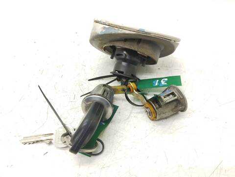 Foto 2ª: Tapa Exterior Combustible Peugeot Partner TOTEM 75CV 55KW [9HW] (2008)