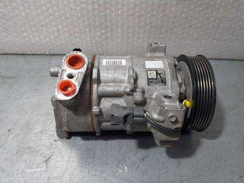 Foto 2ª: Compresor Aire Acondicionado Jeep Renegade DAWN OF JUSTICE 4X2 120CV 88KW [55260384] (2018)