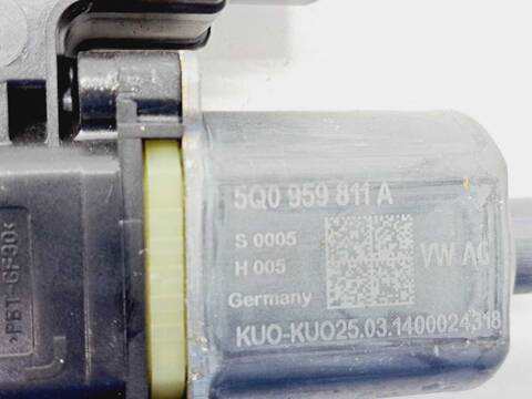 Foto 2ª: Elevalunas Eléctrico Trasero Derecho Volkswagen Golf 1.6 TDI DPF 105CV 77KW [CLH] (2014)