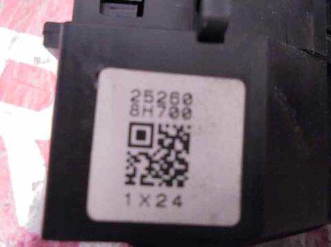 Foto 4ª: Mando Multifuncion Nissan X-Trail 2.2 16V TD CAT 114CV 84KW T30) [YD22] (2002)