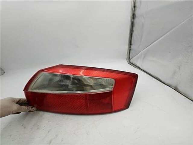 Foto 3ª: Piloto Trasero Derecho Audi A4 1.9 TDI (96 KW) [1.9 LTR. - 96 KW TDI] [AWX]