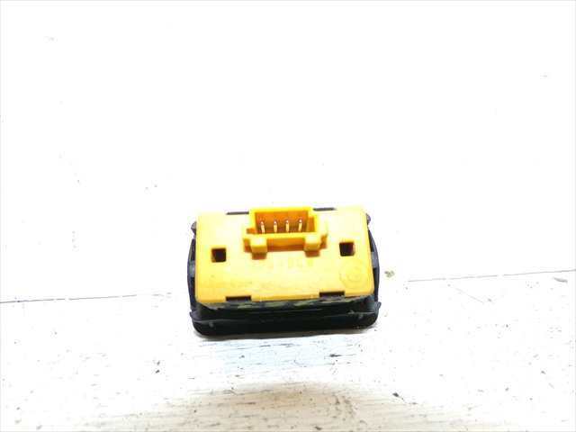 Foto 3ª: Botonera Elevalunas Bmw Serie 3 316 1.6 G E36,1990-1998 [164E2] (1997)