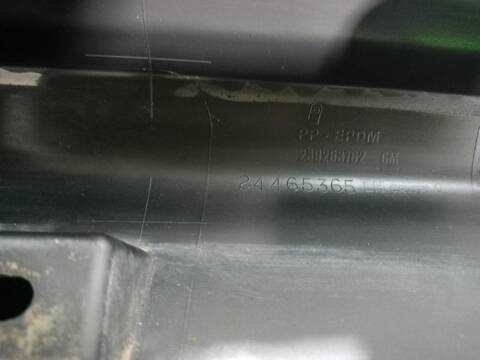 Foto 3ª: Faldón Lateral Opel Vectra GTS 125CV [Y22DTR] (2002)