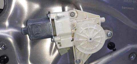 Foto 2ª: Elevalunas Eléctrico Delantero Izquierdo Mercedes Clase E 180 220 CDI BLUEEFFICIENCY 212.002) 170CV 125KW [651924] (2011)