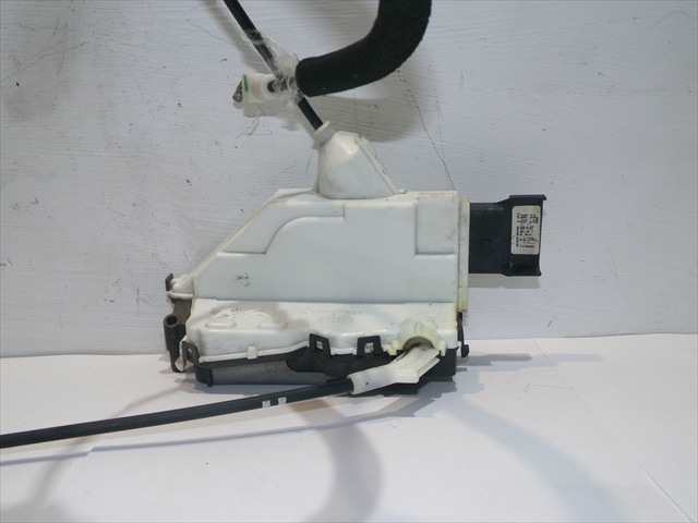 Cerradura Puerta Delantera Derecha Peugeot 5008 2.0 HDI 2009-2013