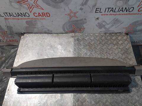 Foto 2ª: Bandeja Trasera Volvo V50 2.0 D KINETIC 136CV 100KW FAMILIAR [D4204T] (2004)