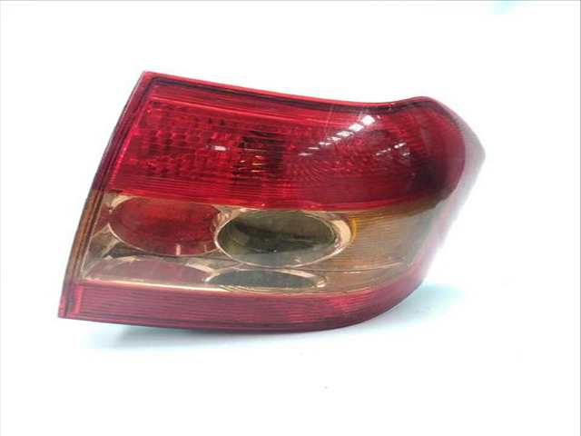 Foto 2ª: Piloto Trasero Izquierdo Toyota Corolla 1.6 VVT-I ZZE121_ ZZE121R) (2001)