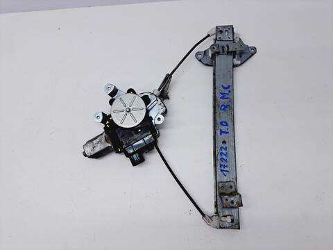 Elevalunas Manual Trasero Derecho Mitsubishi Outlander 2.0 2WD 136CV 100KW